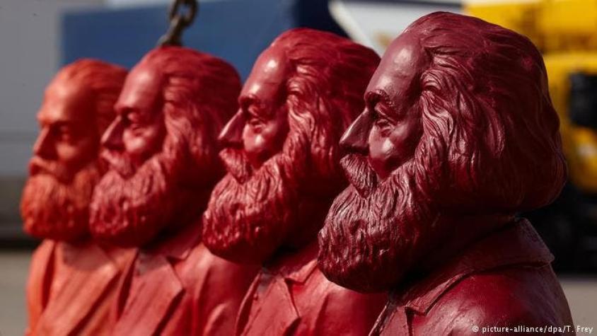 Manuscrito de Marx se subasta por 500 mil dólares en Pekín