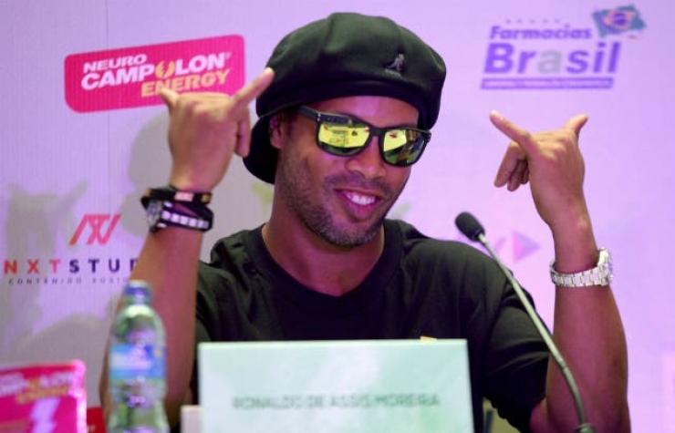 [VIDEO] Ronaldinho rompe el silencio acerca de su matrimonio doble en Río de Janeiro