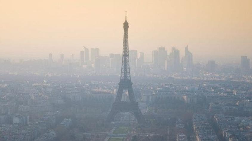 El drástico (y polémico) plan de París para que la Torre Eiffel "se vuelva a ver"