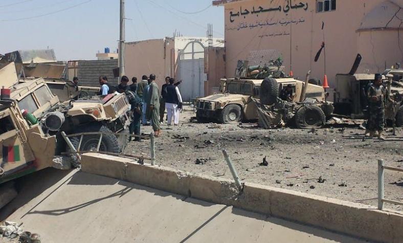 Ataque suicida contra talibanes y civiles en Afganistán deja al menos 20 muertos