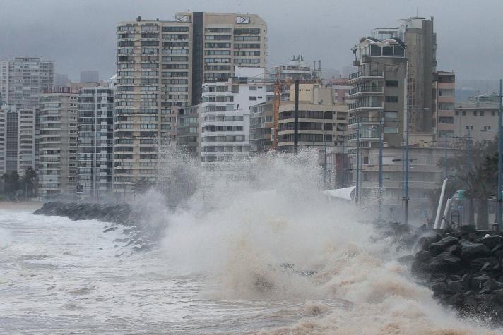 Armada emite alerta por marejadas: se registrarán olas de más de 5 metros