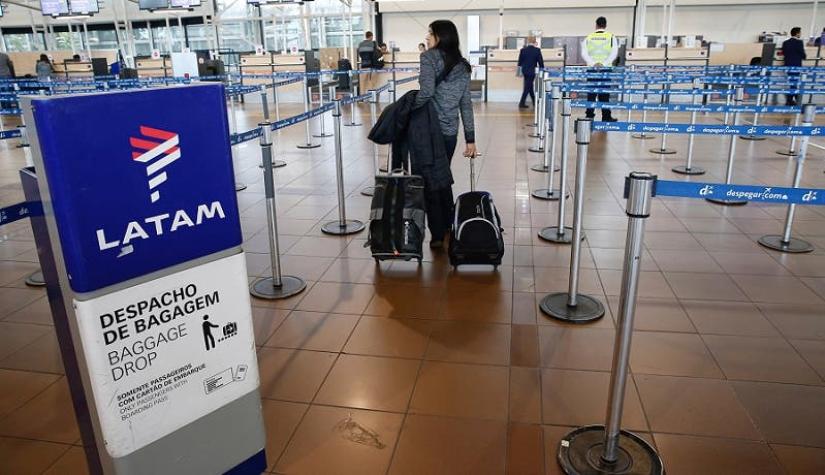 Latam cancela vuelos desde y hacia a Argentina por paro general a gobierno de Macri