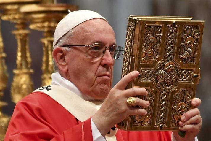 Papa Francisco celebrará Eucaristía junto a sacerdotes abusados por Karadima