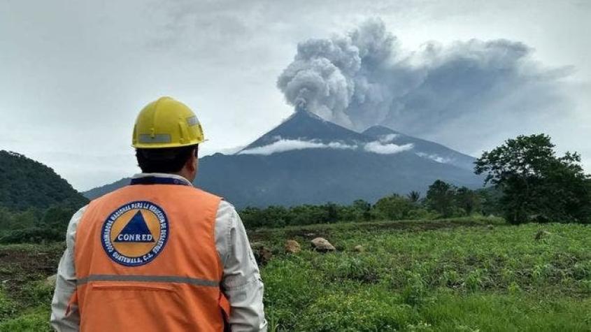 Aumentan a 25 muertos por erupción del Volcán de Fuego en Guatemala