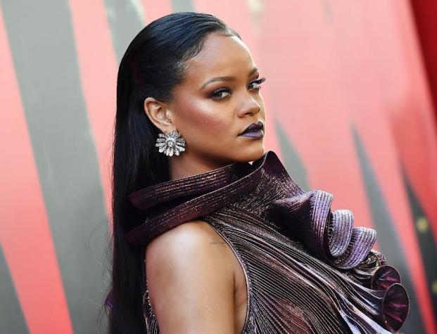 Al nivel de la MET gala: Rihanna impacta con su look en la premiere de "Ocean´s 8: las estafadoras"