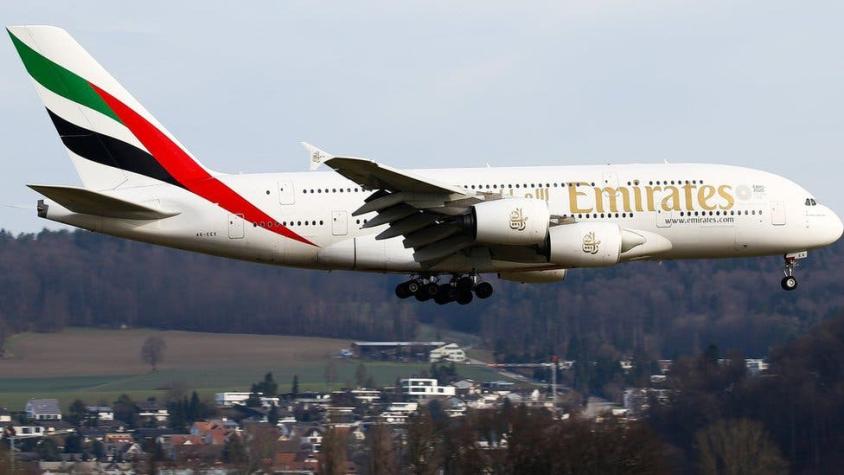 Por qué la línea aérea Emirates quiere construir aviones de pasajeros sin ventanas