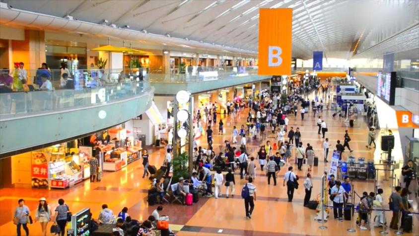 [VIDEO] El ranking que deja al aeropuerto de Santiago entre los peores del mundo