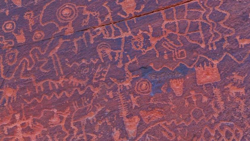 El misterioso reloj centenario que marca el paso del tiempo en el desierto de Arizona