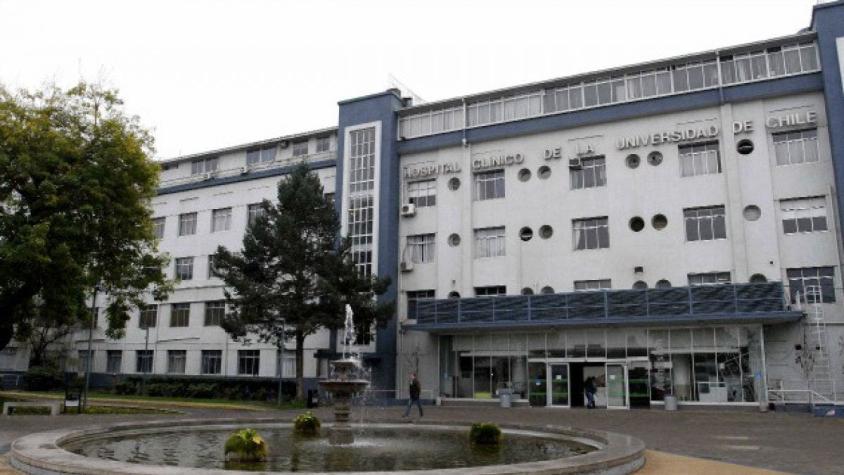 Director de Hospital de la U.de Chile renuncia en medio de denuncia de acoso