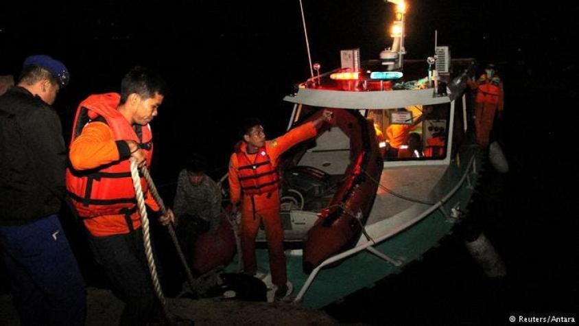 Tragedia en Sumatra: 190 personas se encuentran desaparecidas tras naufragio