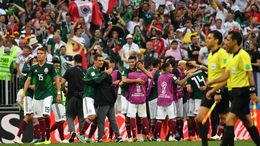[VIDEO] FIFA multa a México por cánticos “discriminatorios” de sus hinchas en Rusia 2018