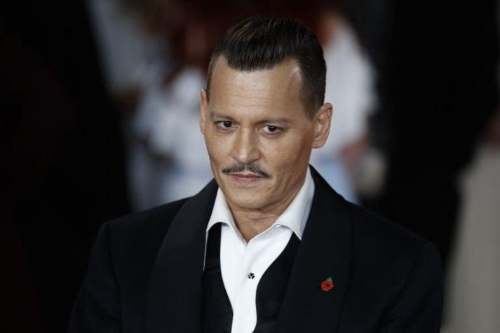 [FOTOS] Johnny Depp reaparece en público con mejorado aspecto