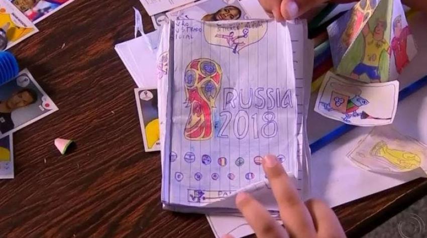 [FOTOS] Niño dibujó su propio álbum del Mundial tras no tener dinero para comprarlo