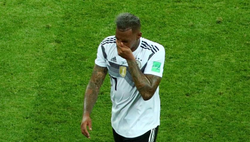 [VIDEO] Así fue la dura infracción de Boateng que dejó a Alemania con uno menos frente a Suecia