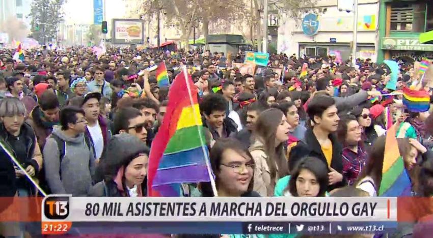 [VIDEO] Marcha del orgullo que pretende visibilizar las demandas de LGTBI