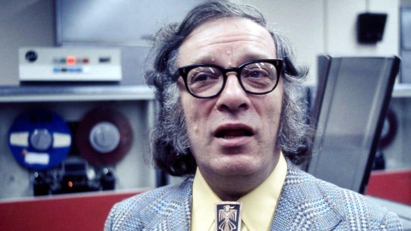 Las grandes e imaginativas preguntas sobre los humanos en la era espacial que planteó Isaac Asimov