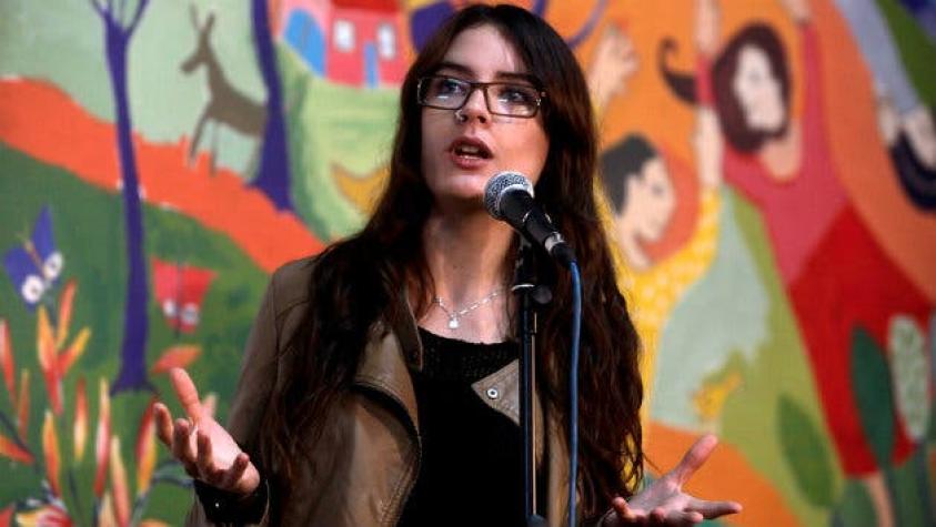 Diputada Camila Vallejo y movimiento feminista: "Feliz habría protestado con las pechugas al aire"