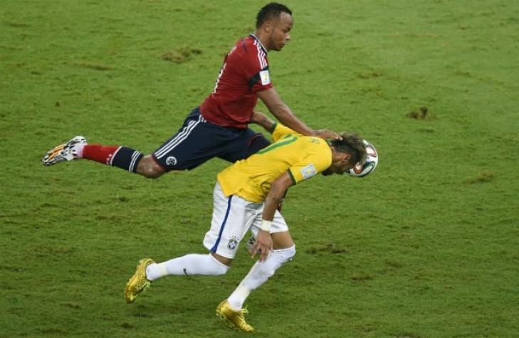 Se retira Camilo Zúñiga, el defensa colombiano que sacó a Neymar del Mundial de Brasil 2014