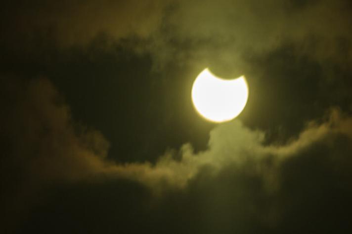 Lanzan oficialmente la temporada de eclipses en Chile: las fechas y lugares donde se podrán apreciar