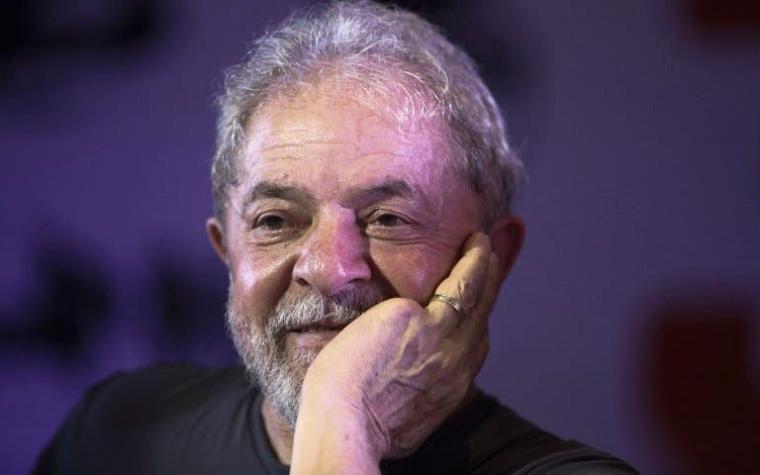 Juez brasileño insiste y reitera orden de liberación a ex presidente Lula da Silva