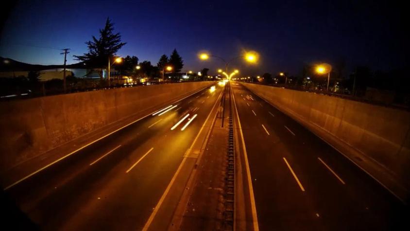[VIDEO] Detienen a joven que "jugaba" a tirar piedras en autopistas