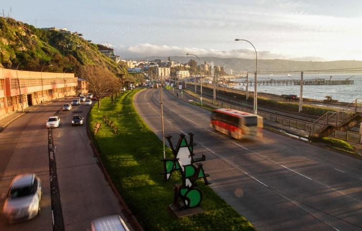 Estudio revela que un 71% de las personas en la región de Valparaíso son felices en su trabajo