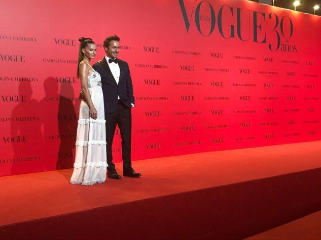 Benja Vicuña y "China" Suárez lucen su amor y roban miradas en el evento más cool del año en Madrid