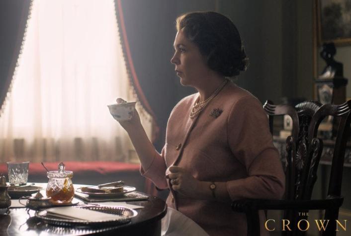 [FOTOS] Netflix libera primeras imágenes de personajes de tercera temporada de "The Crown"