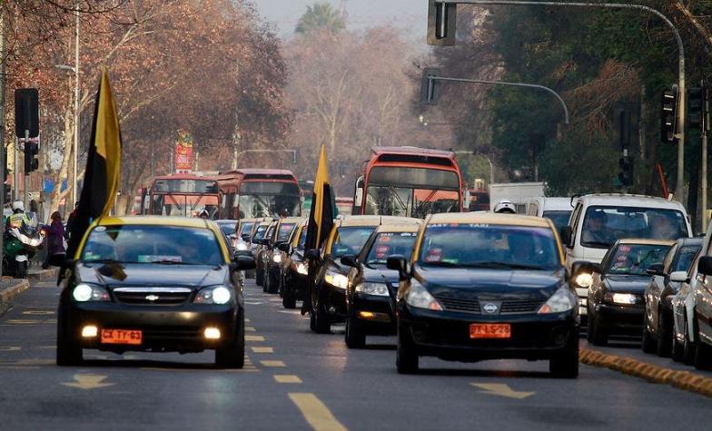 [VIDEO] Ley Uber: taxistas anuncian movilizaciones tras indicaciones del gobierno