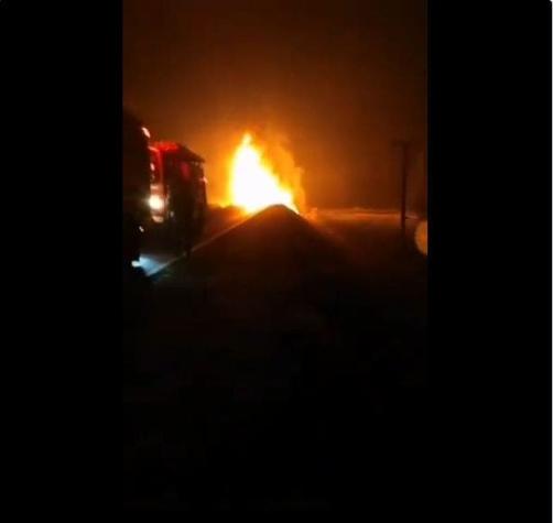 [VIDEO] Camión que transportaba gas licuado se incendia tras choque en la Región del Biobío