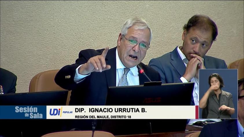 [VIDEO] Multan a diputado Ignacio Urrutia por sus dichos contra víctimas de la dictadura