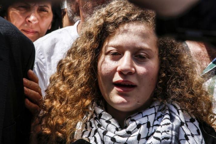 Las emotivas imágenes de la liberación de joven palestina que abofeteó a militares israelíes