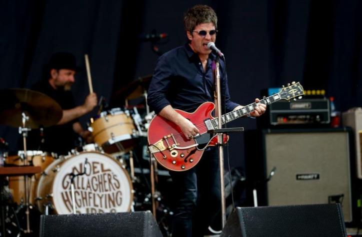 Noel Gallagher volverá a Chile para festival Colors Night Lights 2018