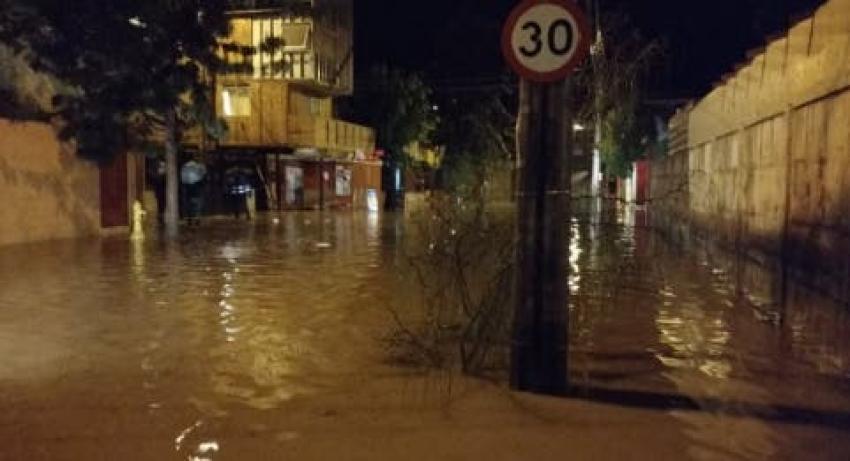 Onemi actualiza Alerta Roja en Osorno por desborde de Río Rahue