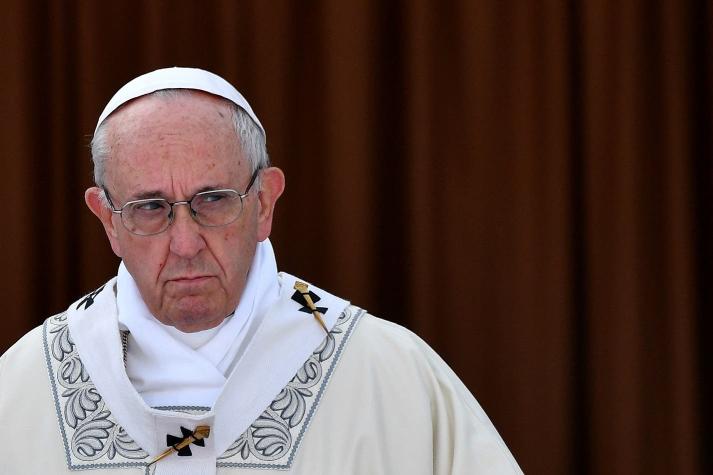 [VIDEO] Irlandeses rechazan visita del Papa por casos de abusos sexuales