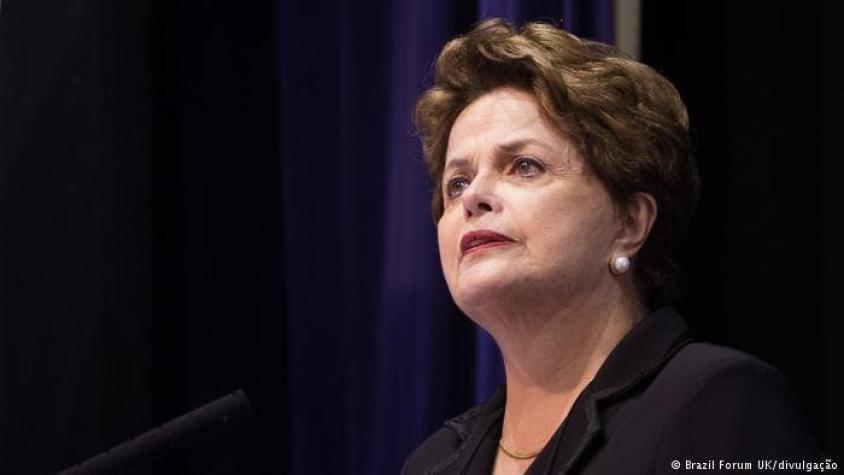 Dilma Rousseff presenta candidatura al Senado de Brasil