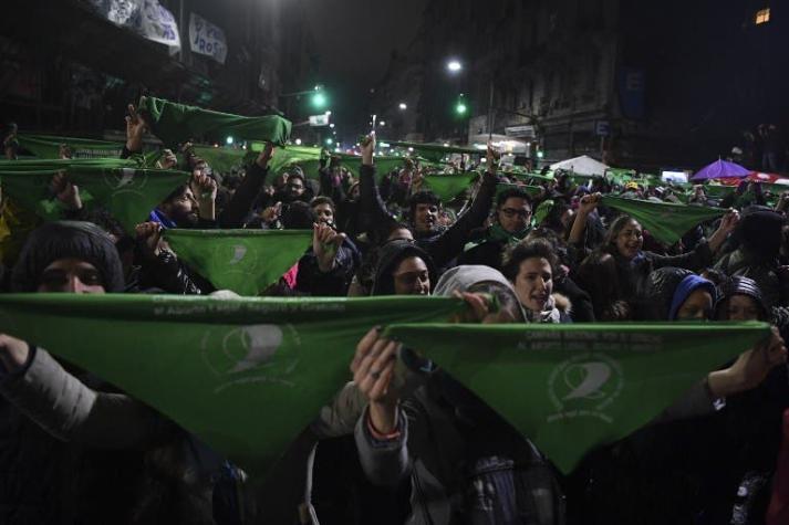"La calle ya se ganó": argentinas prometen seguir la lucha por aborto legal