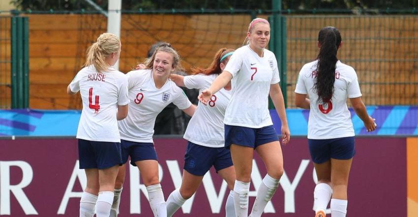 [VIDEO] El extraño gol de una jugadora inglesa en el Mundial Femenino Sub 20