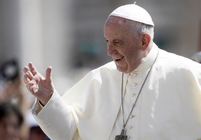 Vaticano: Papa Francisco está "del lado de las víctimas" en caso de sacerdotes pederastas en EE.UU
