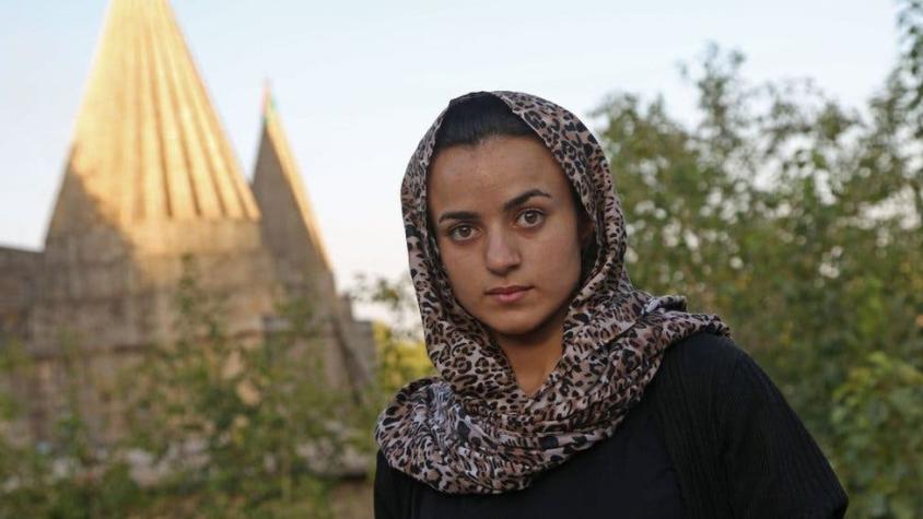 El horror de una adolescente yazidí al volver a encontrarse con su secuestrador de Estado Islámico