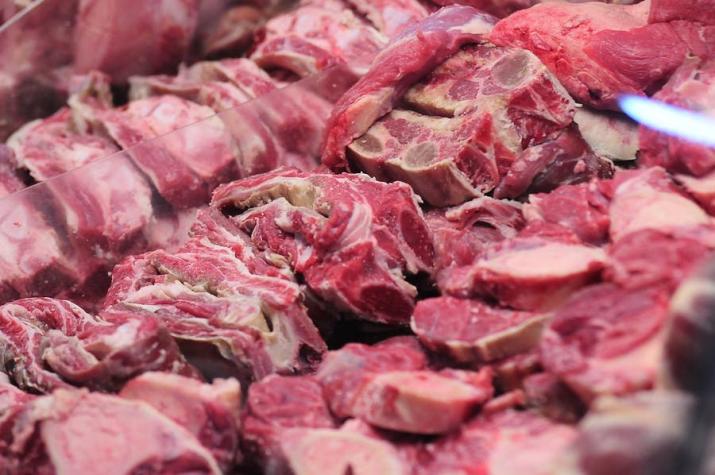 Decretan prohibición de funcionamiento a local "La Cuca" por tener 220 kilos de carne vencida