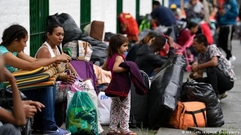 Perú endurece condiciones de residencia a venezolanos