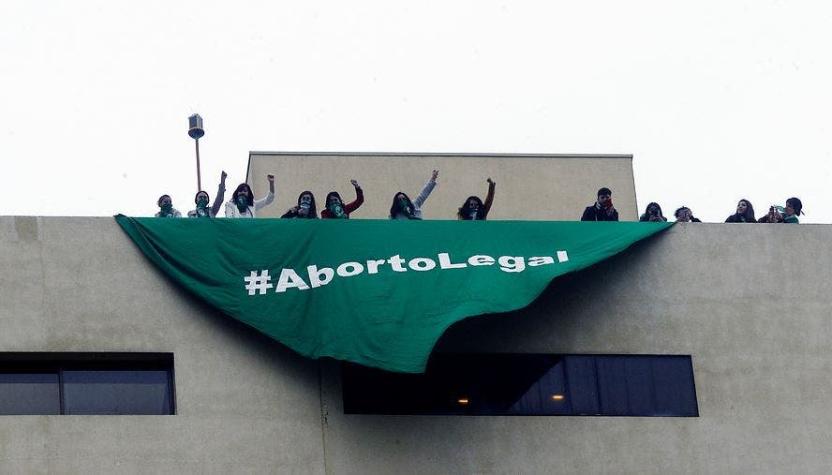 [FOTOS] Aborto libre: El nuevo enfrentamiento entre pañuelos verdes y celestes en la Cámara Baja