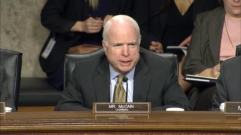 [VIDEO] A los 81 años, muere el senador McCain