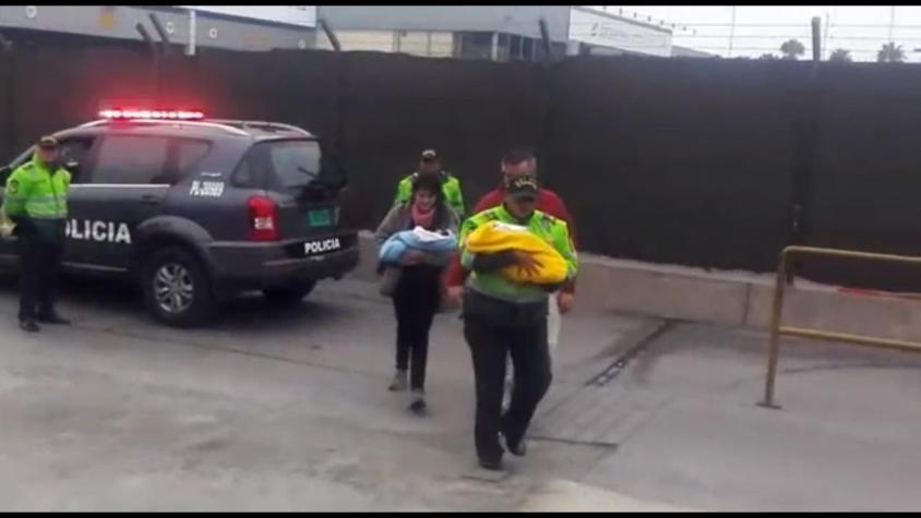 [VIDEO] Pareja de chilenos fue detenida en Perú por obtener niños por vientre de alquiler