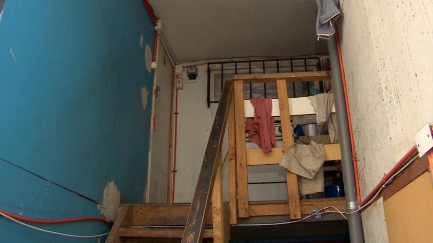 [VIDEO] 200 personas viven hacinadas en una casa en Providencia