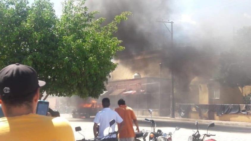 México: queman vivos a dos hombres en Acatlán de Osorio tras ser acusados de "robar niños"