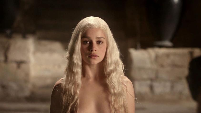 [FOTO] La guerra de tatuajes del elenco de "Game of thrones" tiene nueva reina: Emilia Clarke