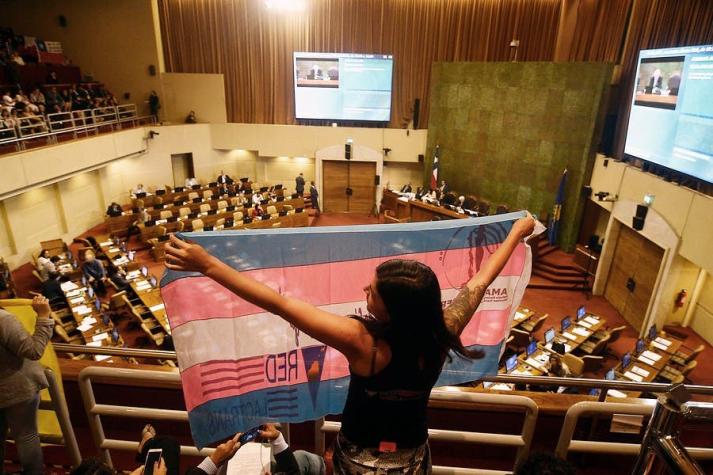 [VIDEO] Fundación Iguales celebra aprobación de Ley de Identidad de Género: "es un hito histórico"