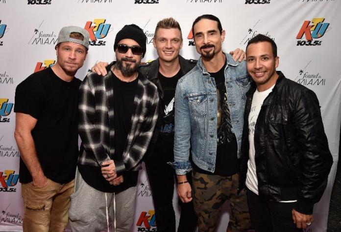 Backstreet Boys Recibe Pastel De Aniversario Con Mensaje A NSync